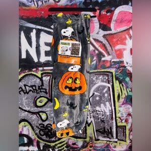 Peanuts Gray Halloween Snoopy Plush Throw